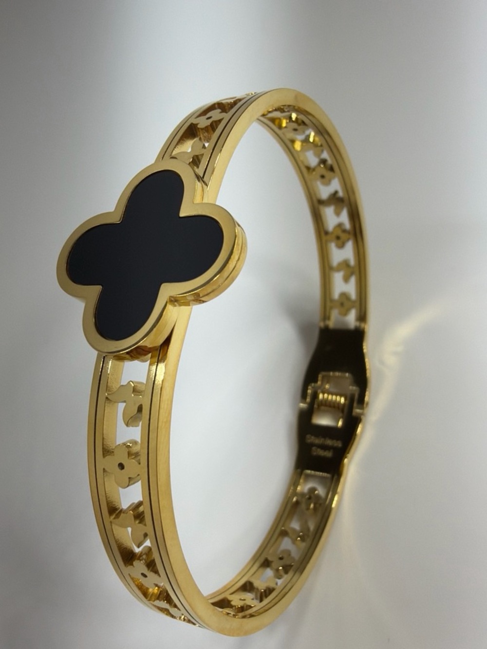 Stainless steel Gold Plated Clover Bangle Bracelet with Black Inlay